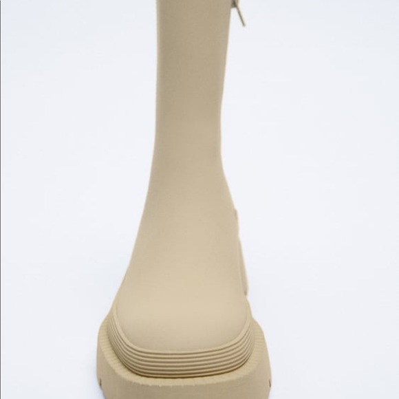 Zara Ankle Boots - Picture 3 of 9